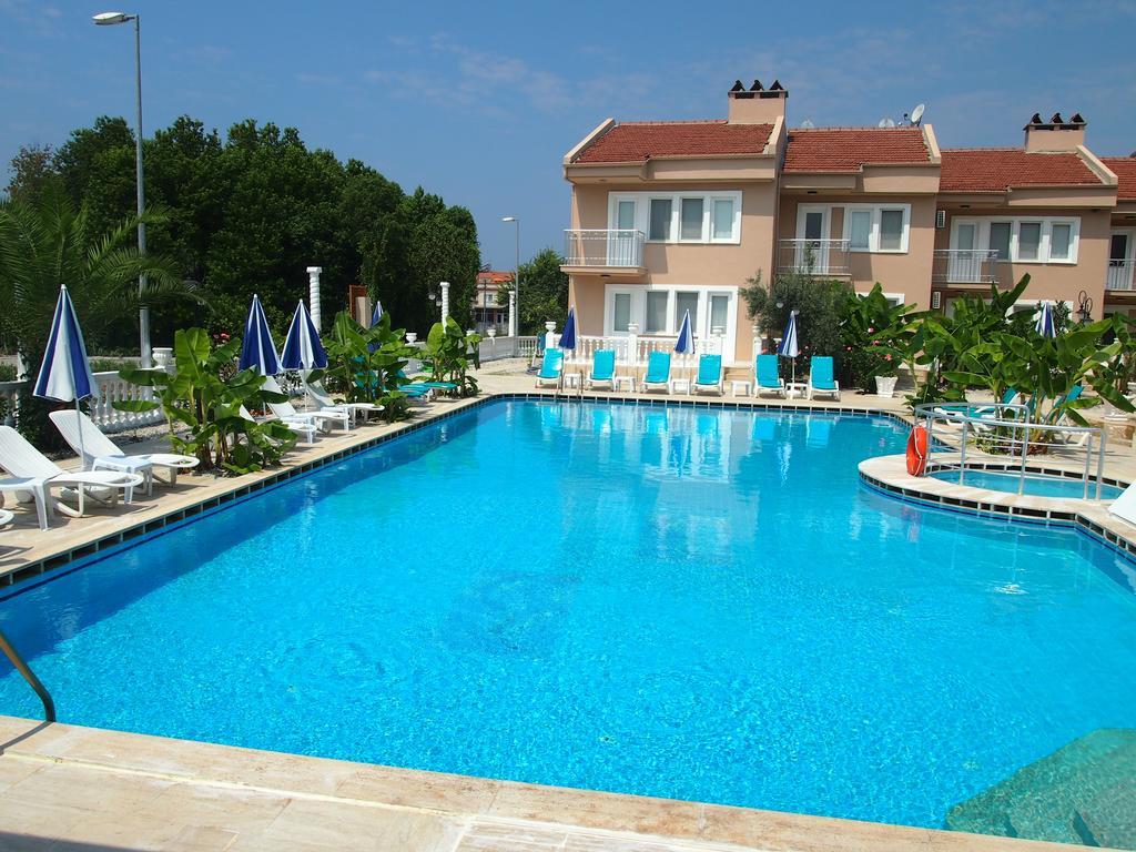 Ozcem Apart Aparthotel Fethiye Habitación foto