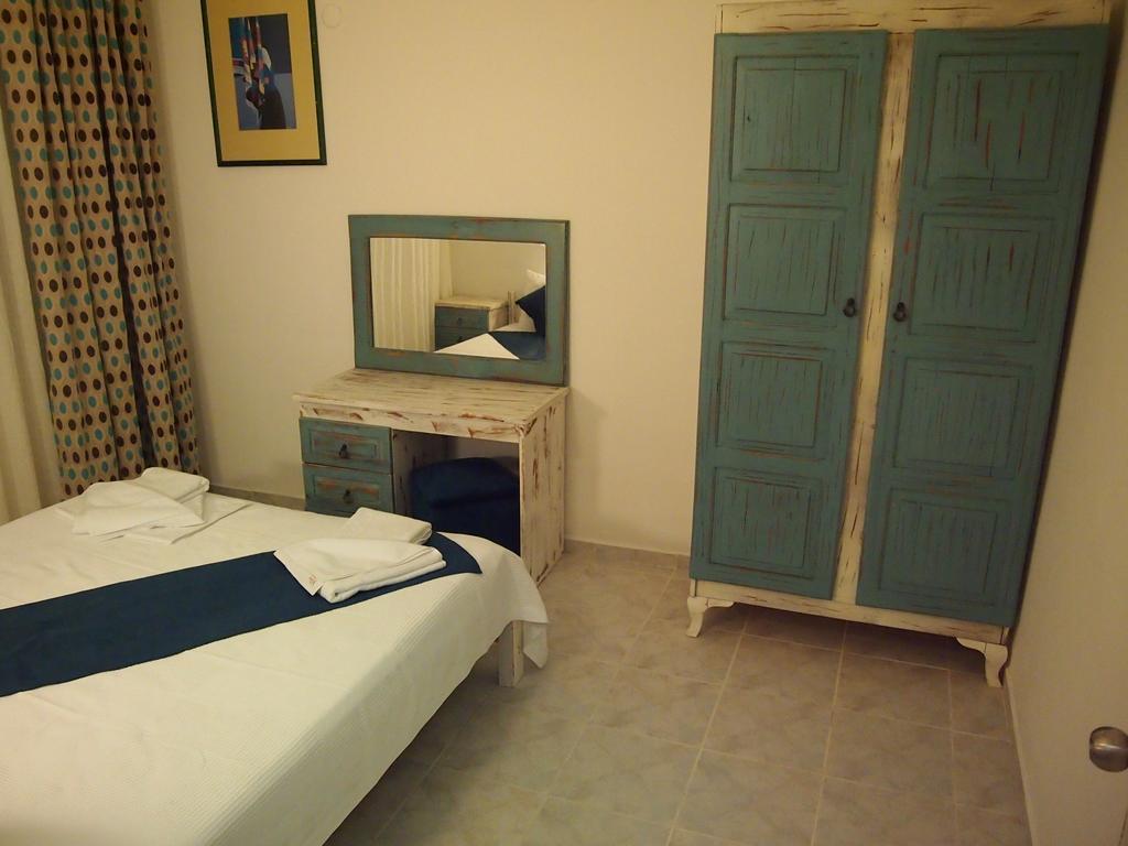 Ozcem Apart Aparthotel Fethiye Habitación foto